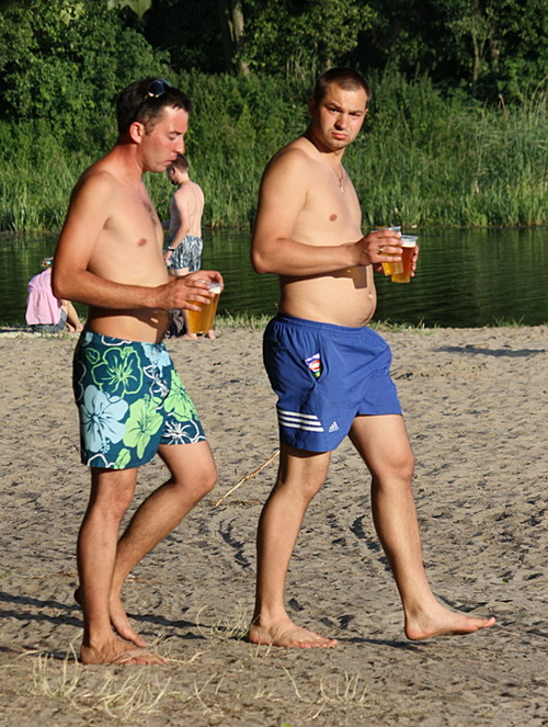 "Брестское пиво" реализует пиво и квас на пляжах Мухавца благодаря частному бизнесу
